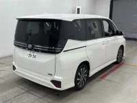 Toyota VOXY лот № 30095 оценка S  с аукциона в Японии 4