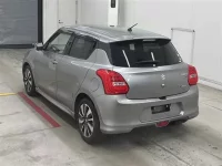 Suzuki SWIFT лот № 30093 оценка 3.5  с аукциона в Японии 1