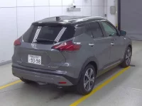Nissan KICKS лот № 1009 оценка 6  с аукциона в Японии 2