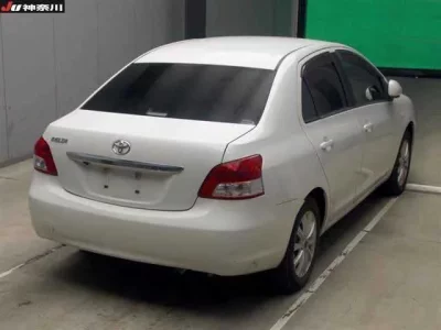 Toyota BELTA  с аукциона в Японии