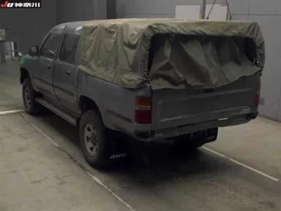 Toyota HILUX  с аукциона в Японии