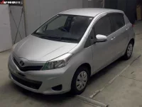 Toyota VITZ лот № 6067 оценка 3.5  с аукциона в Японии 1