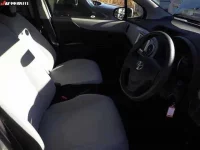 Toyota VITZ лот № 6067 оценка 3.5  с аукциона в Японии 5