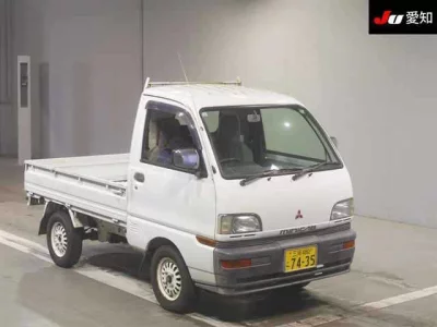 Mitsubishi MINICAB TRUCK