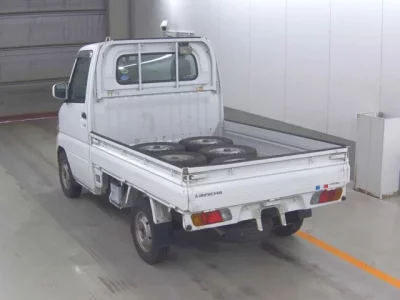 Mitsubishi MINICAB TRUCK