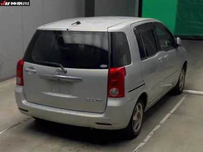 Toyota RAUM  с аукциона в Японии