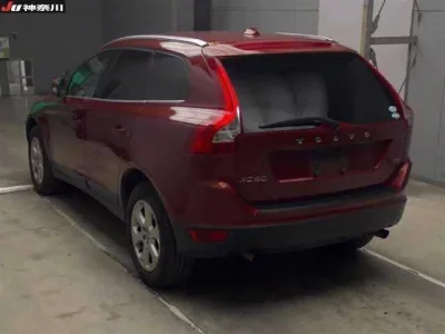 Volvo XC60  с аукциона в Японии