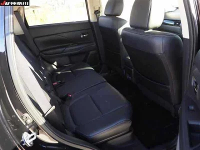 Mitsubishi OUTLANDER PHEV