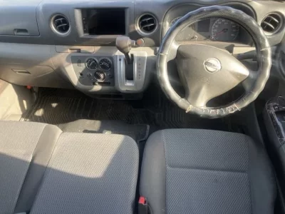 Nissan CARAVAN VAN  с аукциона в Японии