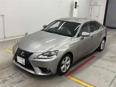 Lexus IS  с аукциона в Японии