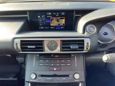 Lexus IS  с аукциона в Японии