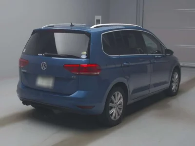 Volkswagen GOLF TOURAN