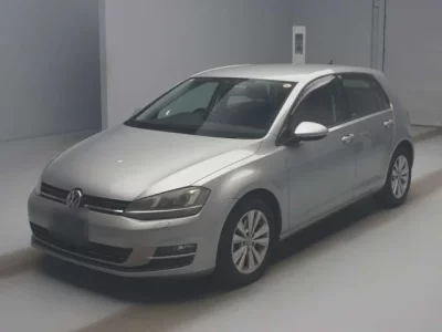 Volkswagen GOLF  с аукциона в Японии