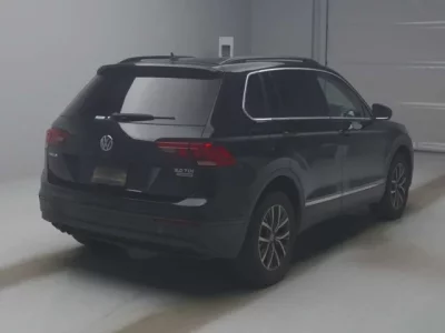 Volkswagen TIGUAN  с аукциона в Японии