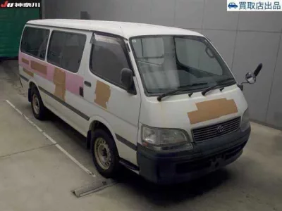 Toyota HIACE  с аукциона в Японии