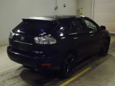 Toyota HARRIER  с аукциона в Японии