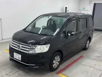 Honda STEP WAGON лот № 30197 оценка 3.5  с аукциона в Японии 3