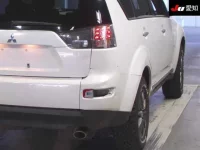 Mitsubishi OUTLANDER лот № 30035 оценка 3.5  с аукциона в Японии 7