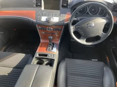 Nissan FUGA  с аукциона в Японии