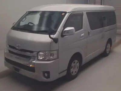 Toyota HIACE VAN  с аукциона в Японии