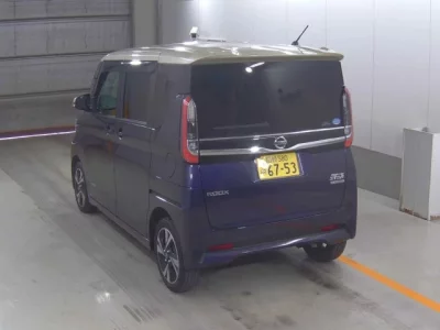 Nissan ROOX  с аукциона в Японии