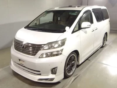 Toyota VELLFIRE  с аукциона в Японии