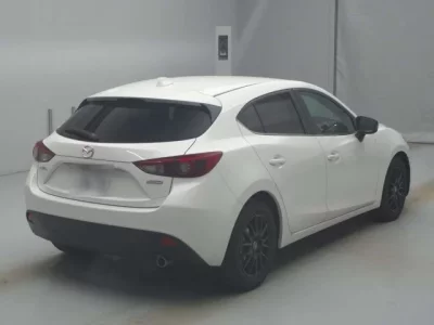 Mazda AXELA  с аукциона в Японии