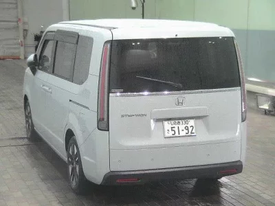 Honda STEP WAGON  с аукциона в Японии