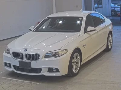 BMW 5-Series  с аукциона в Японии