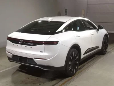 Toyota CROWN CROSSOVER  с аукциона в Японии