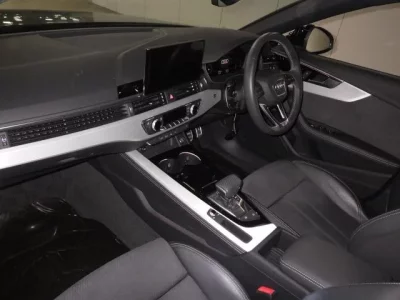 Audi A4  с аукциона в Японии