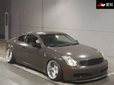 Nissan SKYLINE  с аукциона в Японии