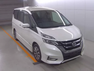 Nissan SERENA  с аукциона в Японии