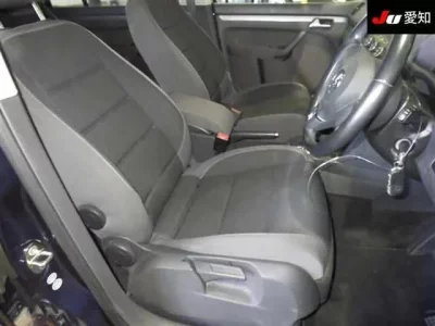 Volkswagen GOLF TOURAN