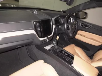 Volvo XC60  с аукциона в Японии