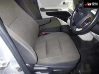 Toyota SIENTA лот № 3081 оценка 4.5  с аукциона в Японии 5