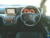 Nissan ELGRAND лот № 32 оценка 3.5  с аукциона в Японии 1