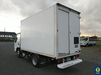 Isuzu ELF  с аукциона в Японии