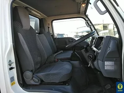 Isuzu ELF  с аукциона в Японии
