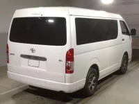 Toyota HIACE лот № 2144 оценка 4.5  с аукциона в Японии 1