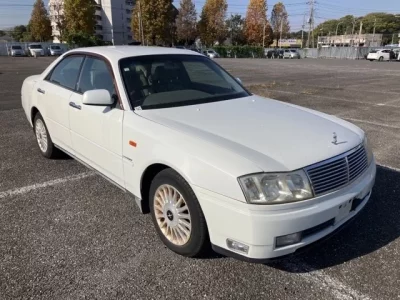 Nissan CEDRIC