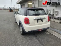 BMW MINI лот № 1049 оценка 3.5  с аукциона в Японии 1