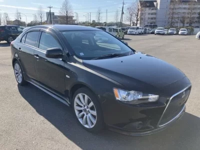 Mitsubishi GALANT FORTIS  с аукциона в Японии