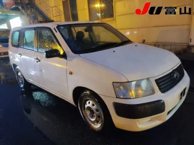 Toyota SUCCEED  с аукциона в Японии