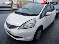 Honda FIT лот № 1057 оценка 3  с аукциона в Японии 1