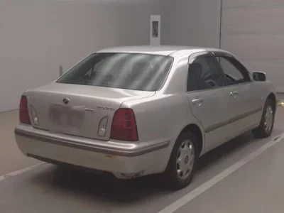 Toyota PROGRES  с аукциона в Японии