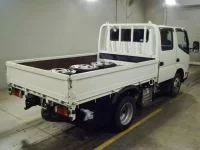 Toyota DYNA лот № 63504 оценка 3.5  с аукциона в Японии 1