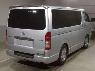 Toyota HIACE VAN  с аукциона в Японии