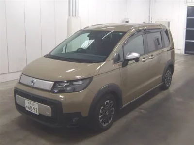 Honda FREED  с аукциона в Японии