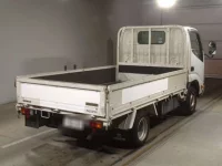 Toyota DYNA лот № 63502 оценка 3  с аукциона в Японии 1